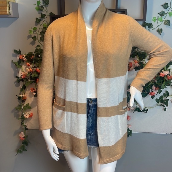 LOFT Tan & White‎ Striped Pocket Cardigan Sweater Womens Size M RefJ023 - Picture 3 of 11